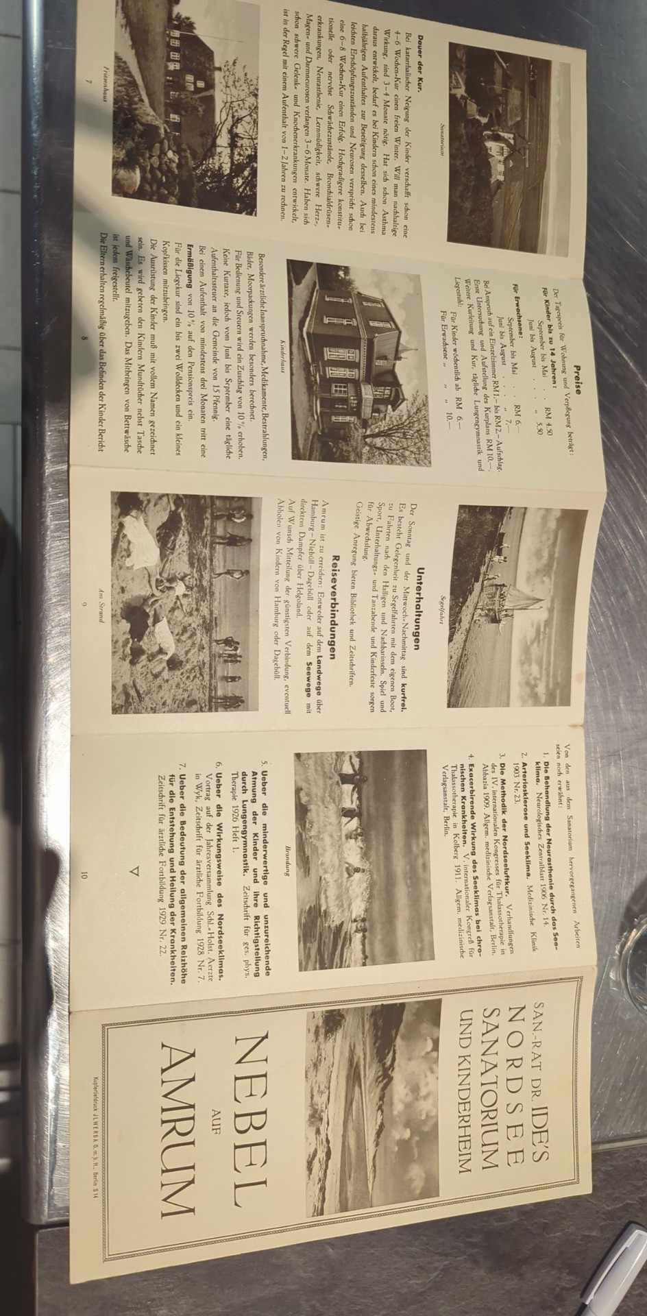 Flyer vom Haus des Gastes Anfang der 1930er. Foto: Sven von der Weppen. Flyer vom „Haus des Gastes“ Anfang der 1930er. Foto: Sven von der Weppen.